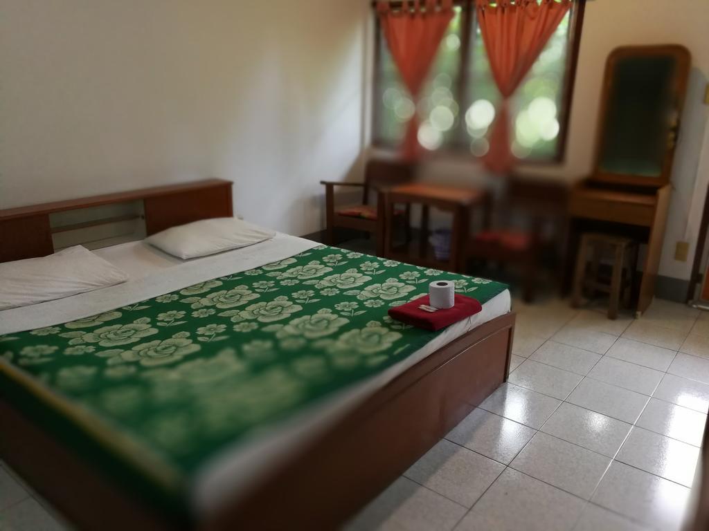 Baan Bua Guest House Csiangraj Kültér fotó